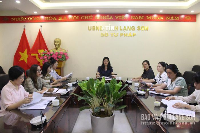 Các đại biểu dự hội thảo tại điểm cầu tỉnh Lạng Sơn chiều 22/6