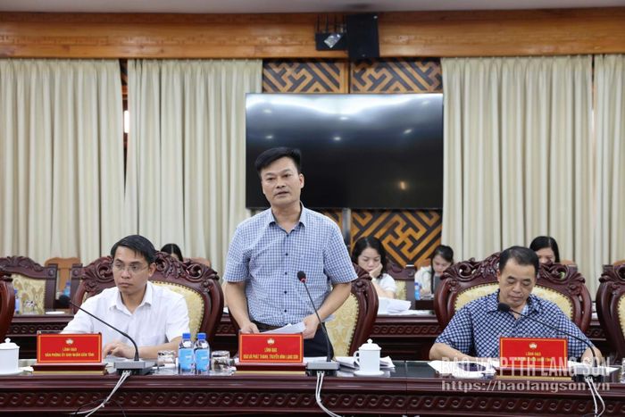 Lãnh đạo Báo và Phát thanh, Truyền hình tỉnh phát biểu tại hội nghị