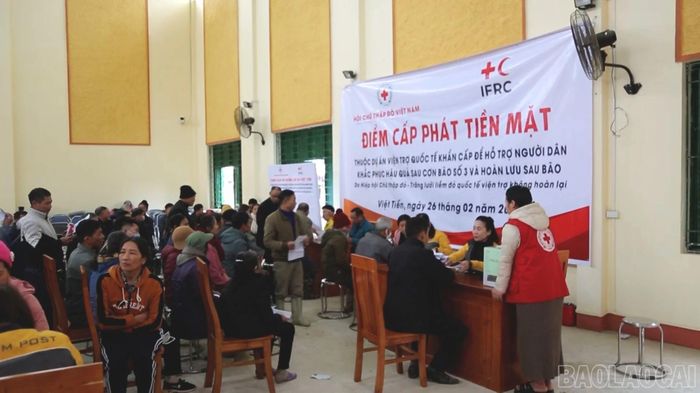  Hội Chữ thập đỏ tỉnh triển khai hỗ trợ cho hộ dân bị ảnh hưởng bởi thiên tai. 