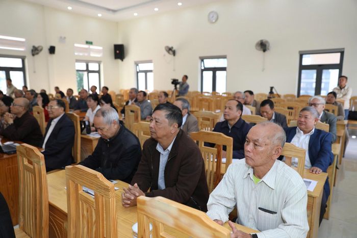 Đại biểu tham dự kỳ họp
