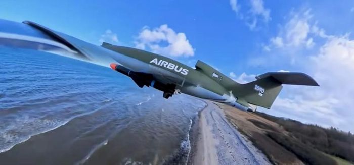 U680 Bird of Prey được trang bị tên lửa đánh chặn cỡ nhỏ Mark I