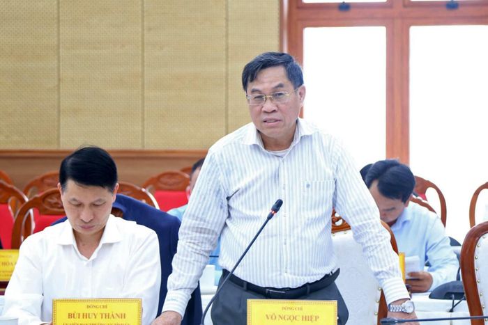Tỉnh ủy viên, Phó Chủ tịch UBND tỉnh Võ Ngọc Hiệp đề xuất giải pháp giải ngân vốn đầu tư