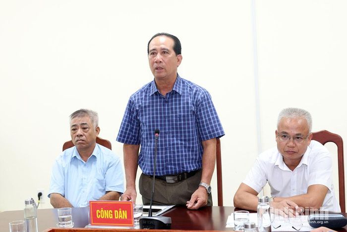 Đại diện công dân phát biểu ý kiến.