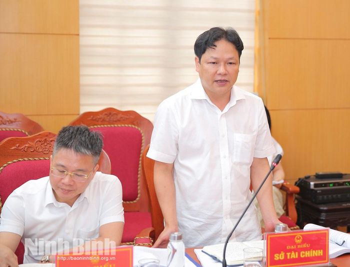 Lãnh đạo Sở Tài chính phát biểu tại hội nghị.