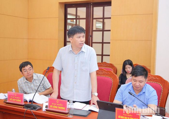 Lãnh đạo Sở Công Thương phát biểu tại hội nghị.