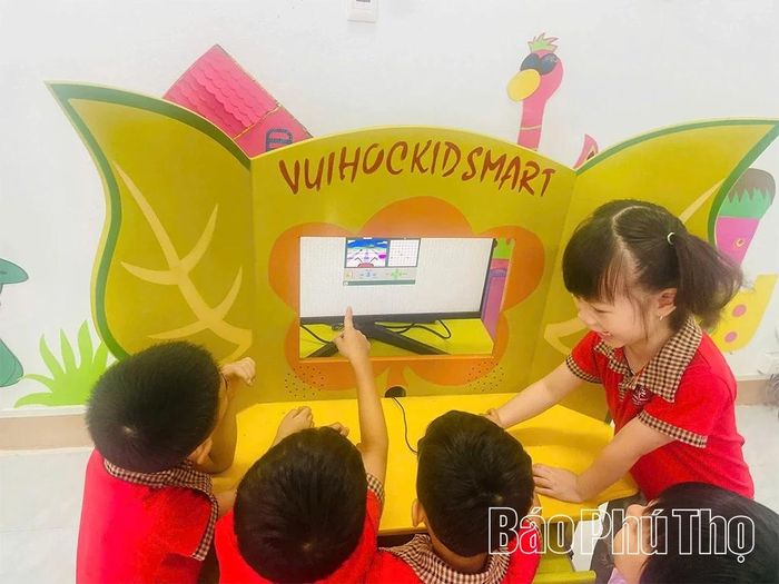Trường Mầm non Lâm Thao, xã Lâm Thao chú trọng trang bị kỹ năng số cho học sinh.
