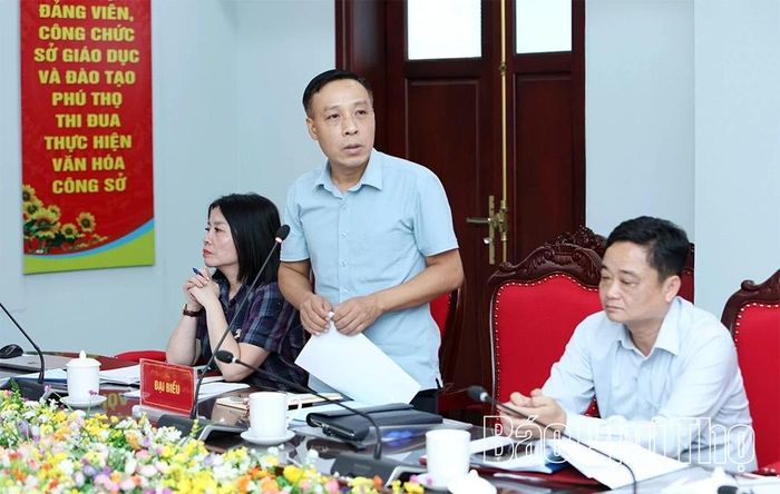 Đại diện Báo và phát thanh, truyền hình Phú Thọ phát biểu đóng góp ý kiến về công tác tuyên truyền tại Hội khỏe Phù Đổng tỉnh lần thứ I năm 2026.