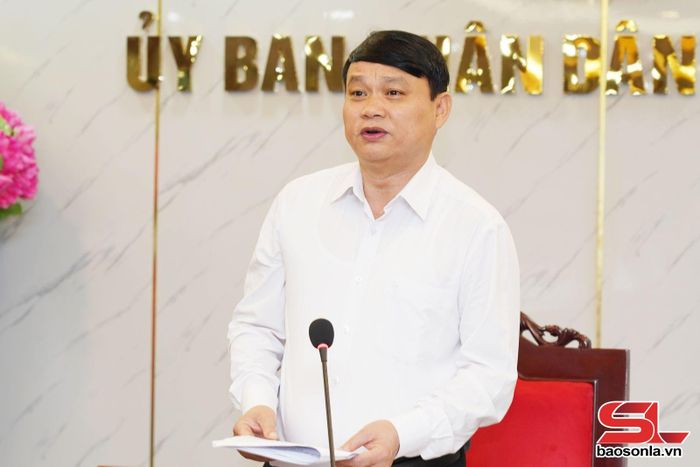 Đồng chí Đặng Ngọc Hậu tham gia ý kiến tại Hội thảo.