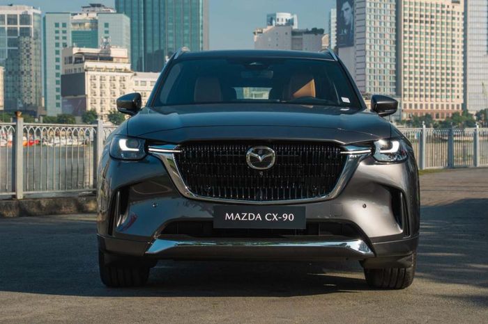 Xe Mazda CX-90