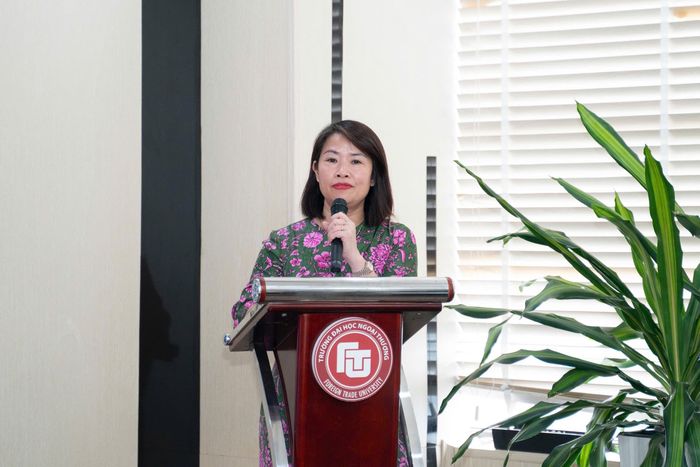 PGS, TS. Vũ Thị Hiền, Phó Hiệu trưởng Trường Đại học Ngoại Thương phát biểu khai mạc Hội thảo