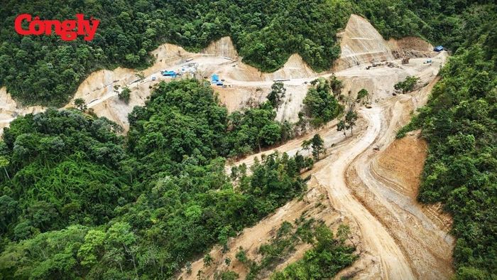 Trong giai đoạn thi công xây dựng, dự án chiếm dụng vĩnh viễn diện tích đất 49,61 ha, gồm 38,59 ha đất lâm nghiệp (trong đó có 31,29 ha rừng tự nhiên phải chuyển đổi mục đích sử dụng rừng), 1,27 ha đất trồng lúa 2 vụ và còn lại là 9,93 ha đất khác (đất ở, đất nông nghiệp...).