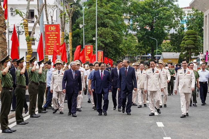 Tổng Bí thư, Chủ tịch nước Tô Lâm và các đồng chí lãnh đạo Đảng, Nhà nước, các đại biểu tham dự lễ kỷ niệm 80 năm Ngày truyền thống Học viện ANND.