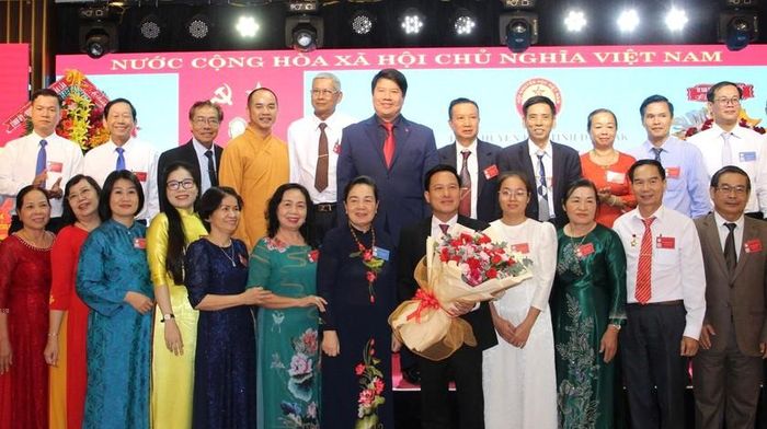 Đại hội chúc mừng Ban Chấp hành Hội Khuyến học tỉnh Đắk Lắk nhiệm kỳ 2026-2031. Ảnh: Báo Đắk Lắk