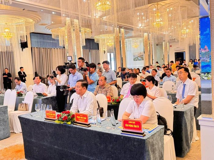 Quang cảnh họp báo