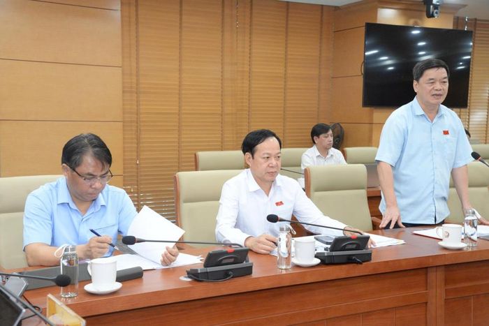 Các đại biểu tại Tổ thảo luận số 3.