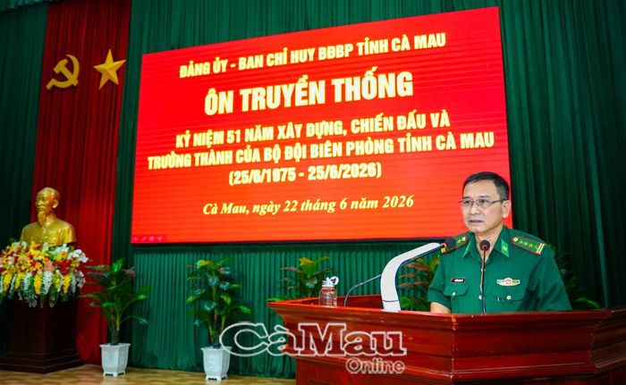 Đại tá Nguyễn Quang Hà, Phó Chính ủy BĐBP Cà Mau phát biểu ôn truyền thống.