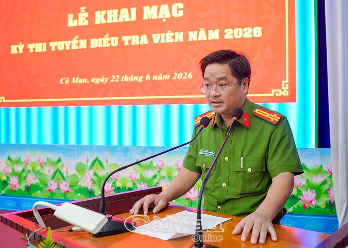 Thượng tá Phan Trung Kiên, Trưởng Công an phường Tân Thành, bày tỏ quyết tâm chấp hành nghiêm quy chế, nỗ lực ôn tập và hoàn thành tốt các nội dung thi.