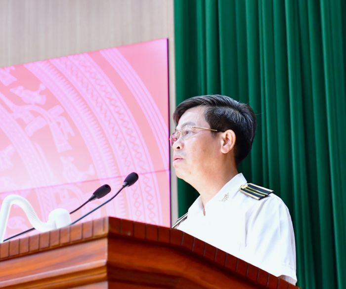 Đồng chí Huỳnh Ngọc Quang - tân Kiểm toán trưởng KTNN khu vực VIII - phát biểu nhận nhiệm vụ. Ảnh: NGUYỄN LY