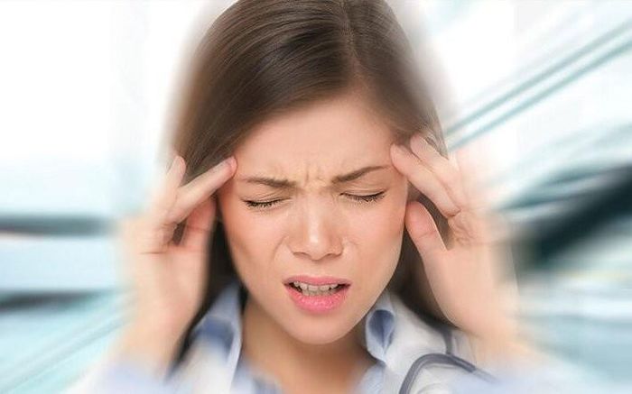 2. Đột nhiên khó diễn đạt lời nói