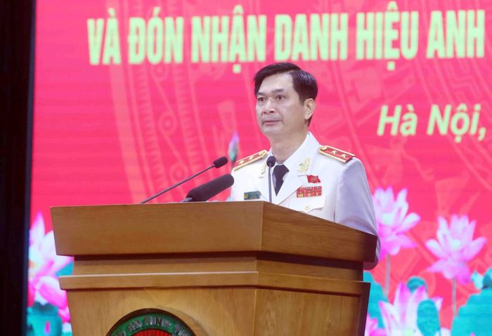 Trung tướng Trịnh Ngọc Quyên, Giám đốc Học viện ANND trình bày diễn văn Lễ kỷ niệm.