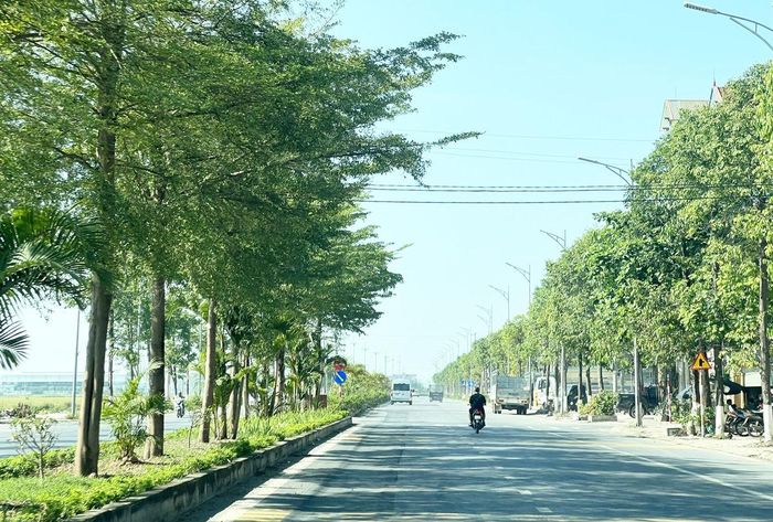 Dự án nâng cấp, mở rộng quốc lộ 21B đoạn qua địa bàn xã Thanh Oai đã hoàn thành. Ảnh: Thu Hằng