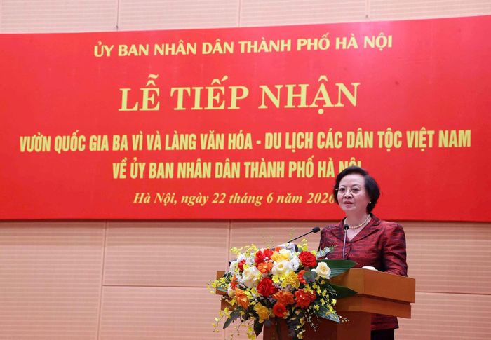 Phó Thủ tướng Phạm Thị Thanh Trà phát biểu chỉ đạo tại Lễ tiếp nhận.