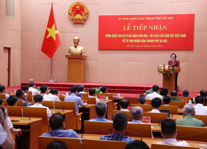 Phó Thủ tướng Phạm Thị Thanh Trà phát biểu chỉ đạo tại Lễ tiếp nhận.