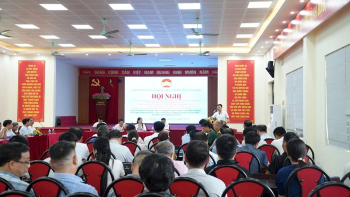 Quang cảnh hội nghị. Ảnh PT
