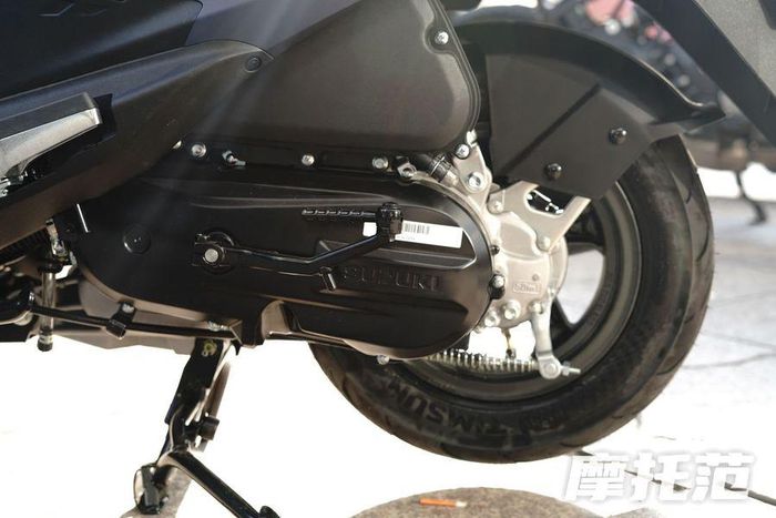 Xe được tích hợp ABS ở bánh trước