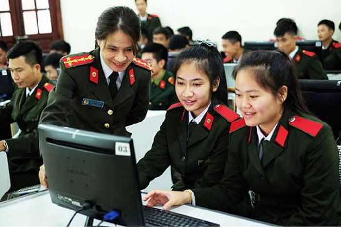 Nhiều trường Công an thông báo các thí sinh trúng tuyển đại học chính quy năm 2026 theo phương thức 1 (tuyển thẳng). Ảnh minh họa: TL