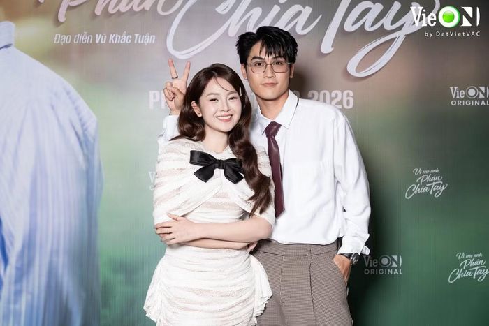 Sau cơn sốt Vì Mẹ Anh Phán Chia Tay, "Couple Coconut" Tam Triều Dâng và Võ Điền Gia Huy trở thành cặp đôi nhận được nhiều sự yêu thích từ người hâm mộ.