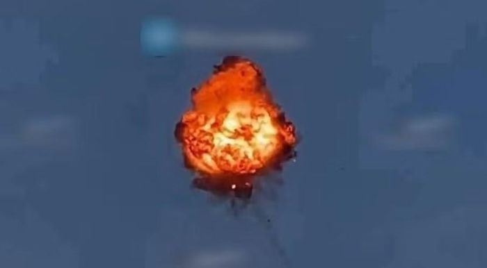 Bộ Quốc phòng Nga tuyên bố đã bắn hạ gần 1.000 UAV trên toàn quốc. Trong khi đó, Thị trưởng Moscow Sergei Sobyanin cho biết 194 UAV đã bị đánh chặn trên bầu trời thành phố.