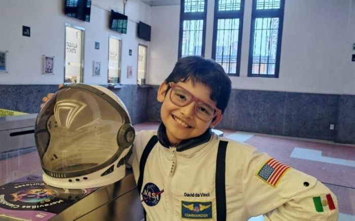 David Camacho tham gia chương trình trải nghiệm do NASA tổ chức. Ảnh: ColombiaOne.