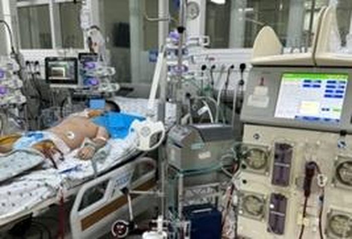Hành trình cứu sống bệnh nhi kéo dài gần 1,5 tháng. Ảnh: BVCC.
