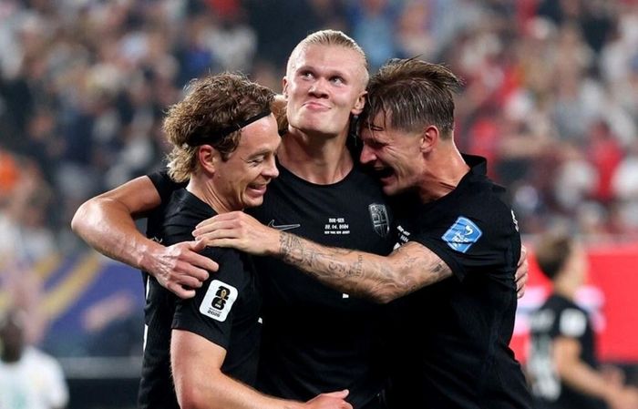Haaland (giữa) đã ghi được 4 bàn thắng tại World Cup 2026