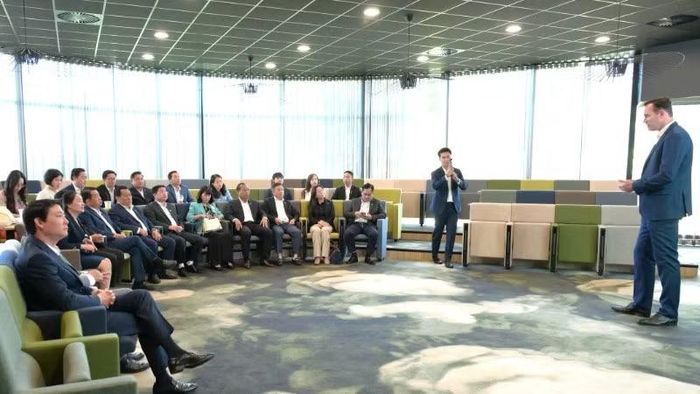 Đoàn công tác tỉnh Tây Ninh đến thăm và làm việc với Tập đoàn Hoàng gia De Heus đầu tư trong lĩnh vực nông nghiệp và chăn nuôi công nghệ cao.