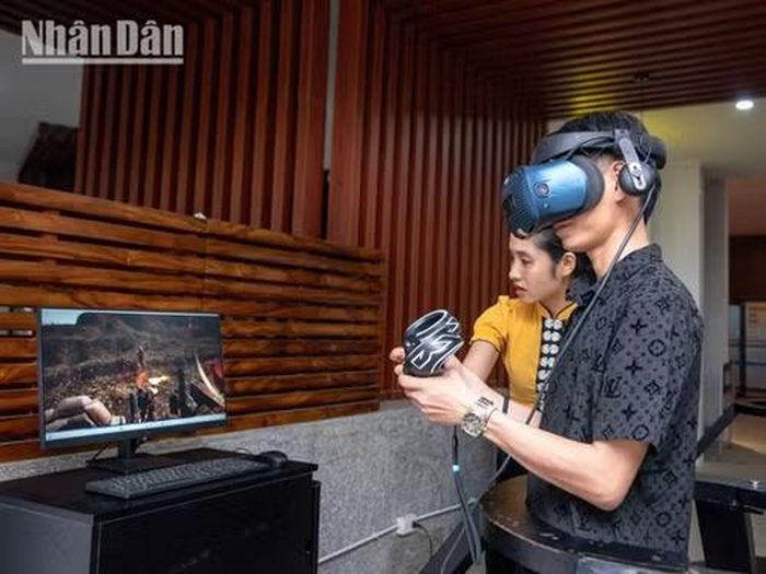 Khi lịch sử, công nghệ và nghệ thuật hòa quyện, khách tham quan sẽ có những trải nghiệm trực quan và giàu cảm xúc. (Ảnh: MINH DUY)