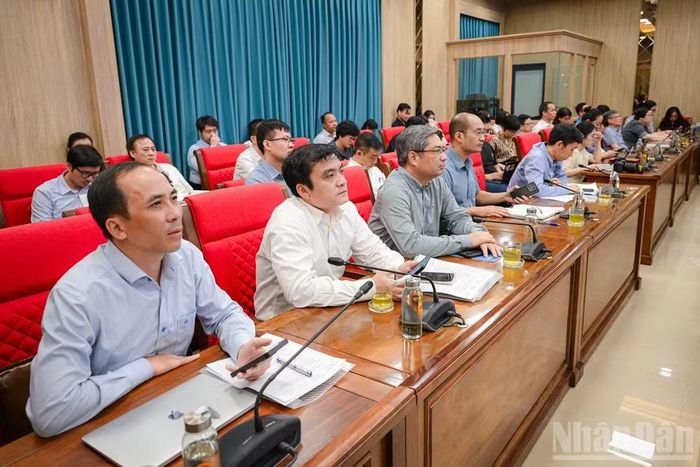 Các đại biểu tham dự hội thảo. (Ảnh: BẢO LONG)