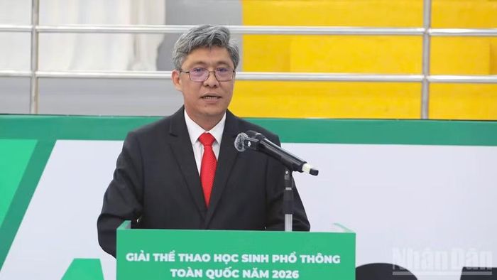 Phó Chủ tịch Ủy ban nhân dân tỉnh Lâm Đồng Nguyễn Minh phát biểu tại lễ khai mạc.