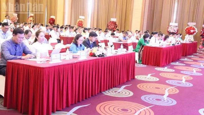 Các đại biểu dự đại hội.