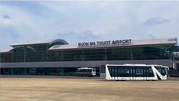Cảng hàng không Buôn Ma Thuột hiện hữu.