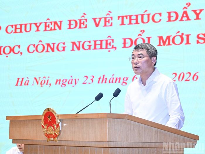 Thủ tướng Lê Minh Hưng, Trưởng ban Chỉ đạo phát biểu tại phiên họp chuyên đề về thúc đẩy phát triển khoa học, công nghệ, đổi mới sáng tạo.