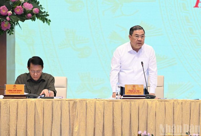 Phó Thủ tướng Thường trực Chính phủ Phạm Gia Túc Phát biểu tại phiên họp.
