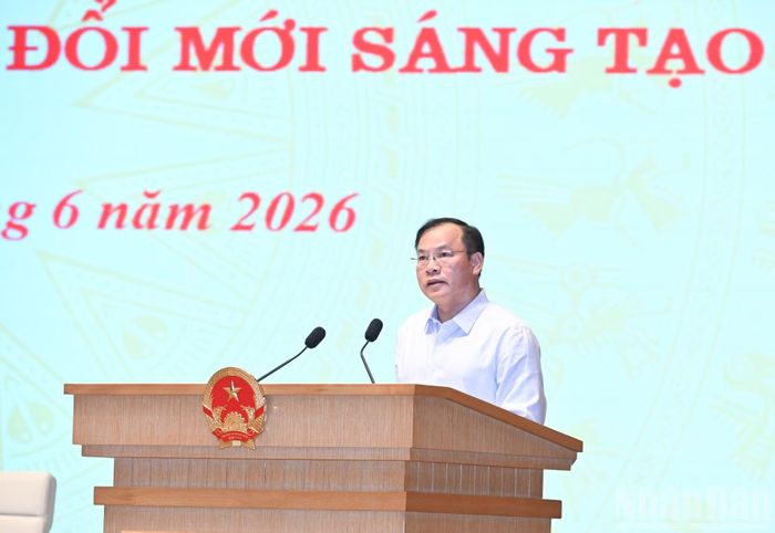 Thượng tướng Nguyễn Văn Long, Thứ trưởng Công an phát biểu tại phiên họp.