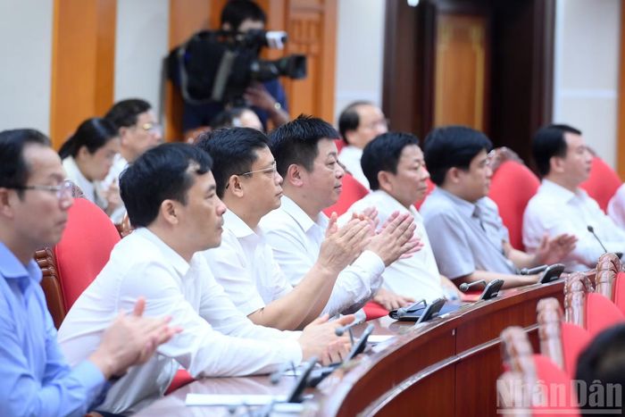 Các đại biểu tham dự cuộc gặp mặt.