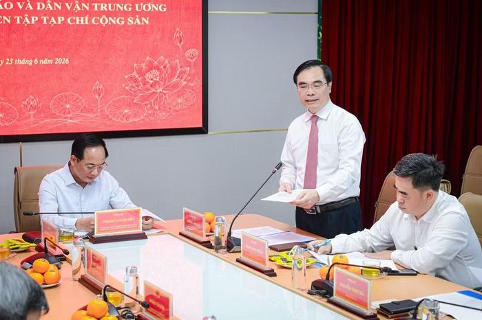  Đồng chí Dương Trung Ý phát biểu tại buổi làm việc. (Ảnh: BẢO LONG) 