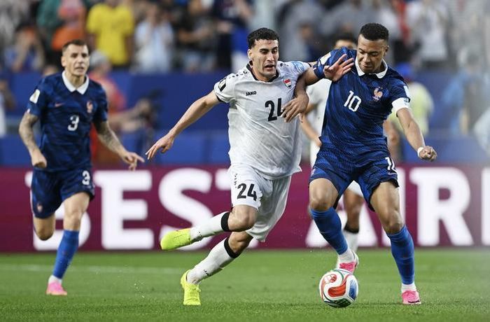  Mbappe nhân đôi cách biệt cho "Les Bleus" 