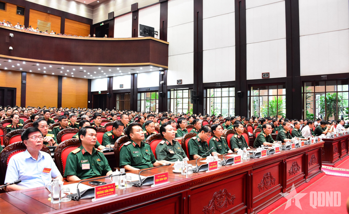Các đại biểu dự khai mạc hội thi.