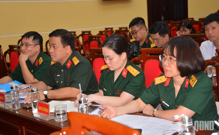 Các đại biểu dự hội nghị.