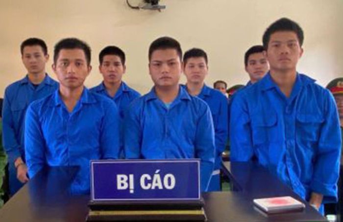 Các bị cáo tại phiên tòa.